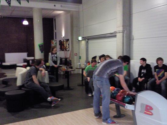 Bowling006.jpg