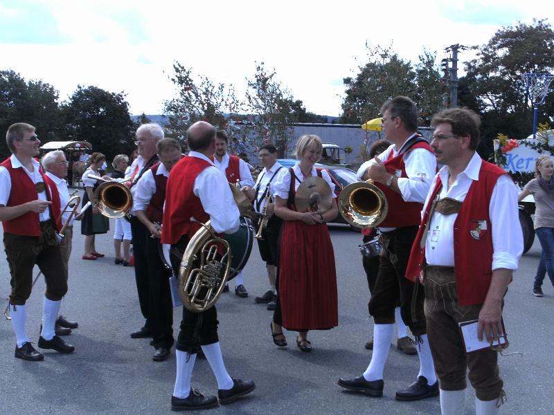 Kirchweihumzug012.JPG