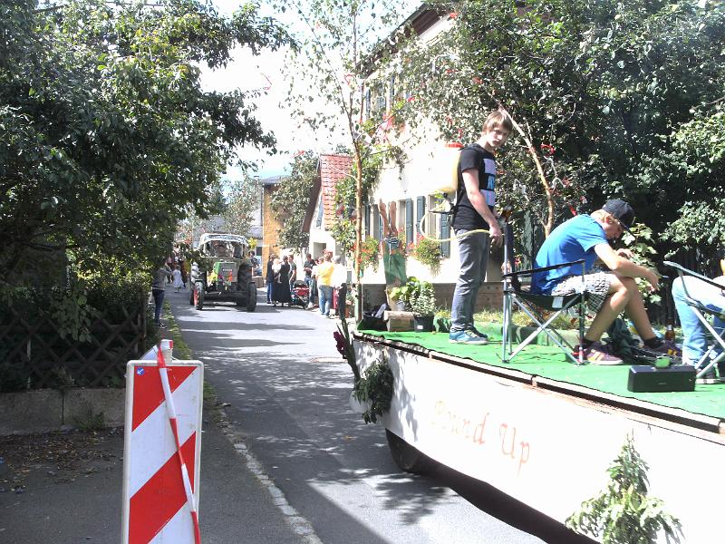 Kirchweihumzug061.JPG